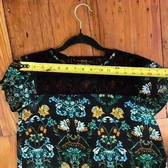 Twine & String floral black and orange short sleeve blouse shirt top size small - Picture 10 of 10
